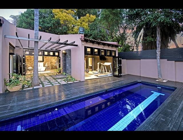4 BEDROOM HOUSE FOR SALE IN BEDFORDVIEW